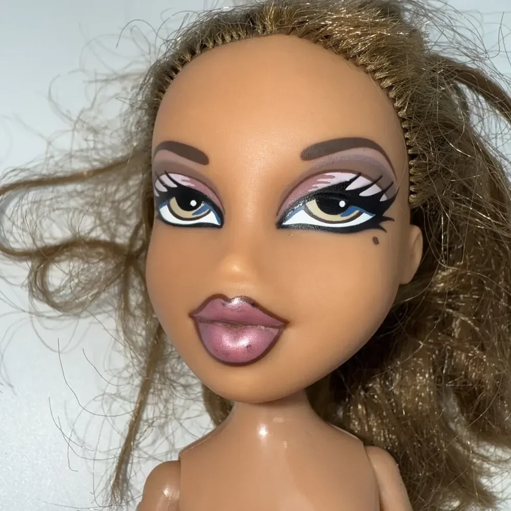 MGA 2001 Bratz Yasmin First Edition Original Doll Y2K Nude Brown Hair Green Eyes